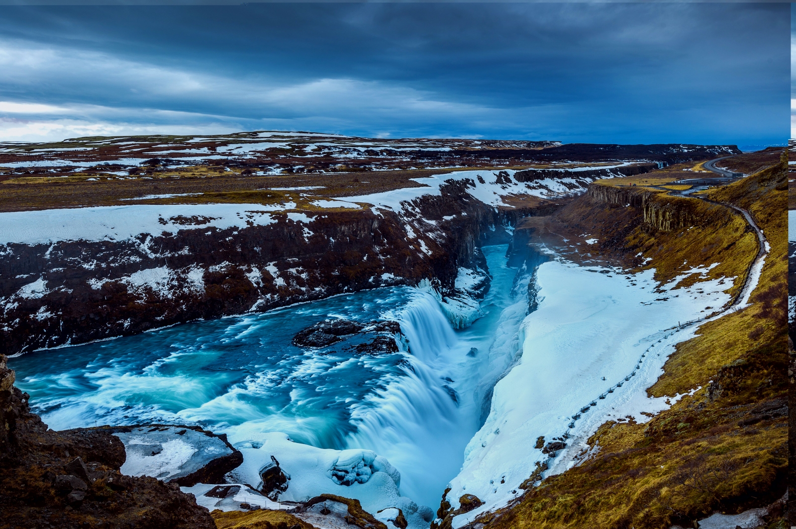 Reykjavik|*|Blue Lagoon (Mavi Lagün)|*|Altın Üçgen|*|Kuzey Izlanda|*|Landmannalaugar|*|Güney İzlanda|*|Snaefellsnes Yarımadası